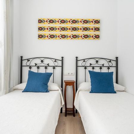 Apartamentos Cel Blau Santa Eularia des Riu Luaran gambar