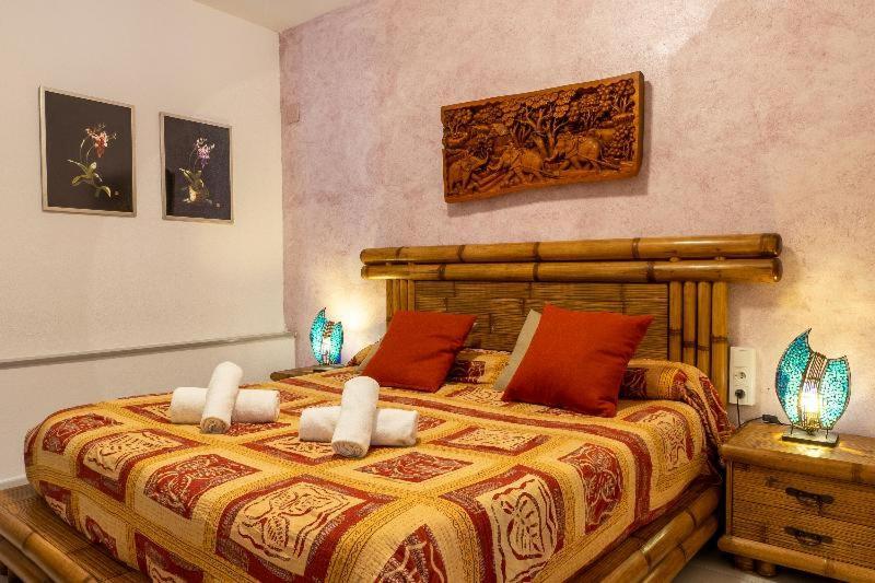 Apartamentos Cel Blau Santa Eularia des Riu Bilik gambar