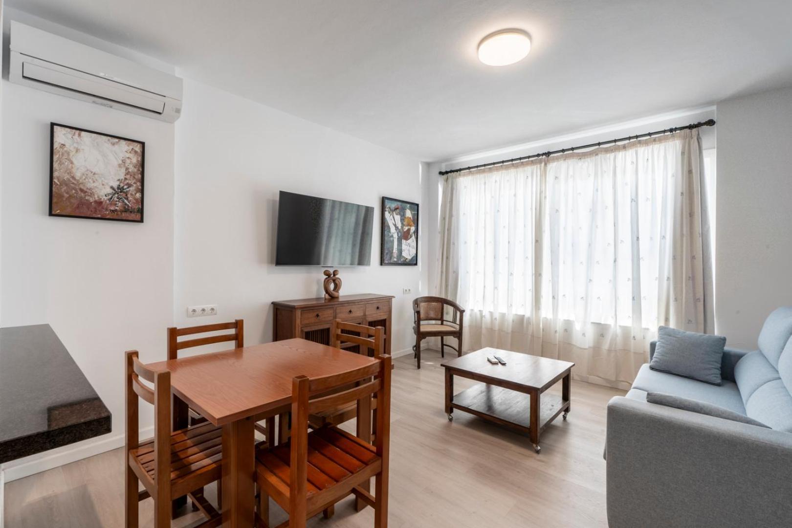 Apartamentos Cel Blau Santa Eularia des Riu Bilik gambar
