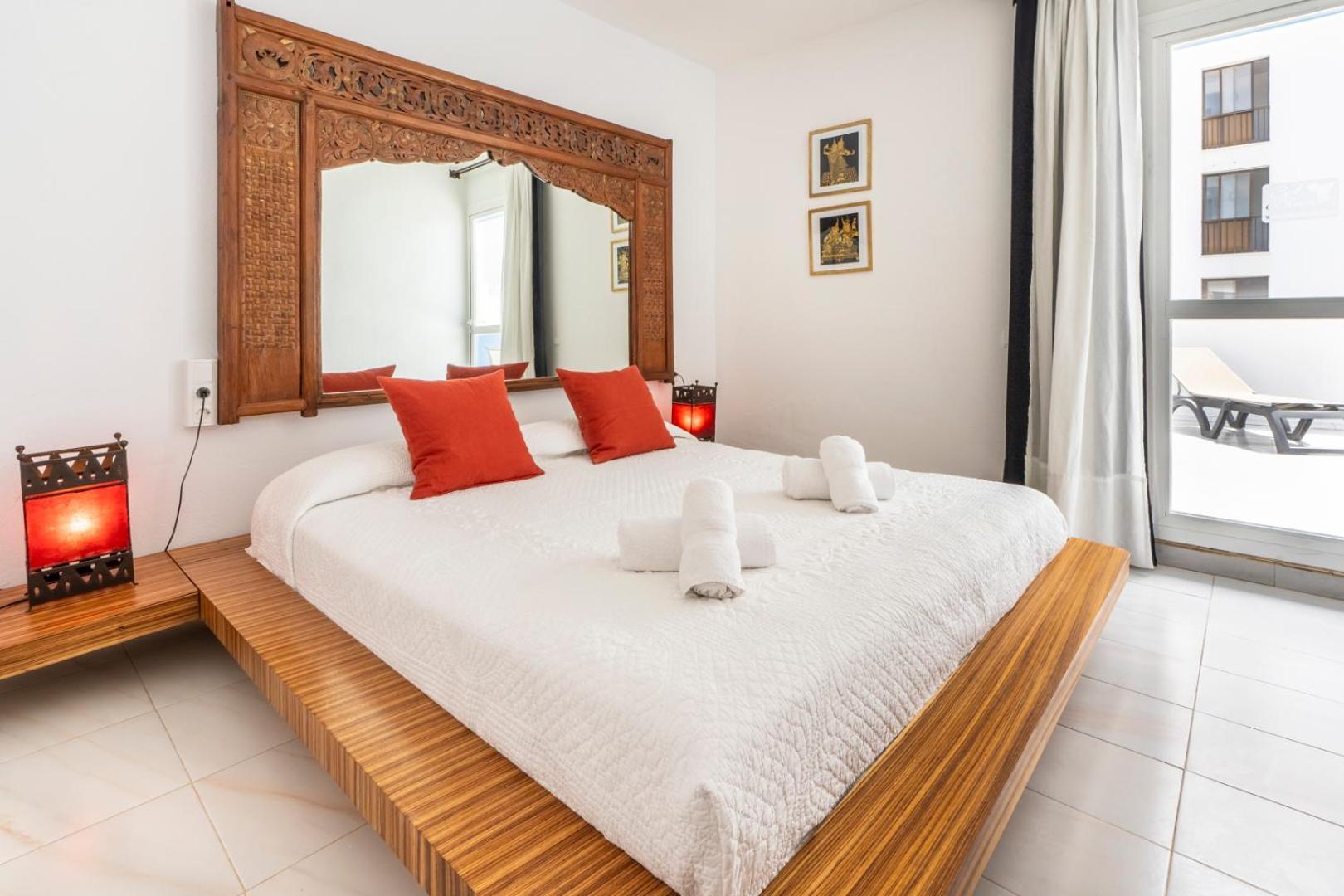 Apartamentos Cel Blau Santa Eularia des Riu Luaran gambar