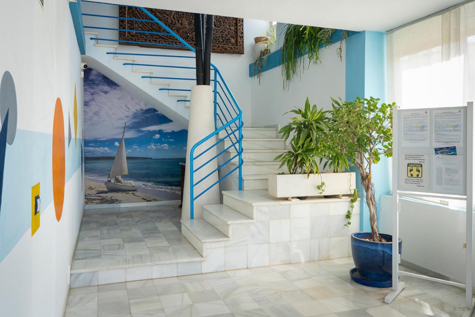 Apartamentos Cel Blau Santa Eularia des Riu Luaran gambar
