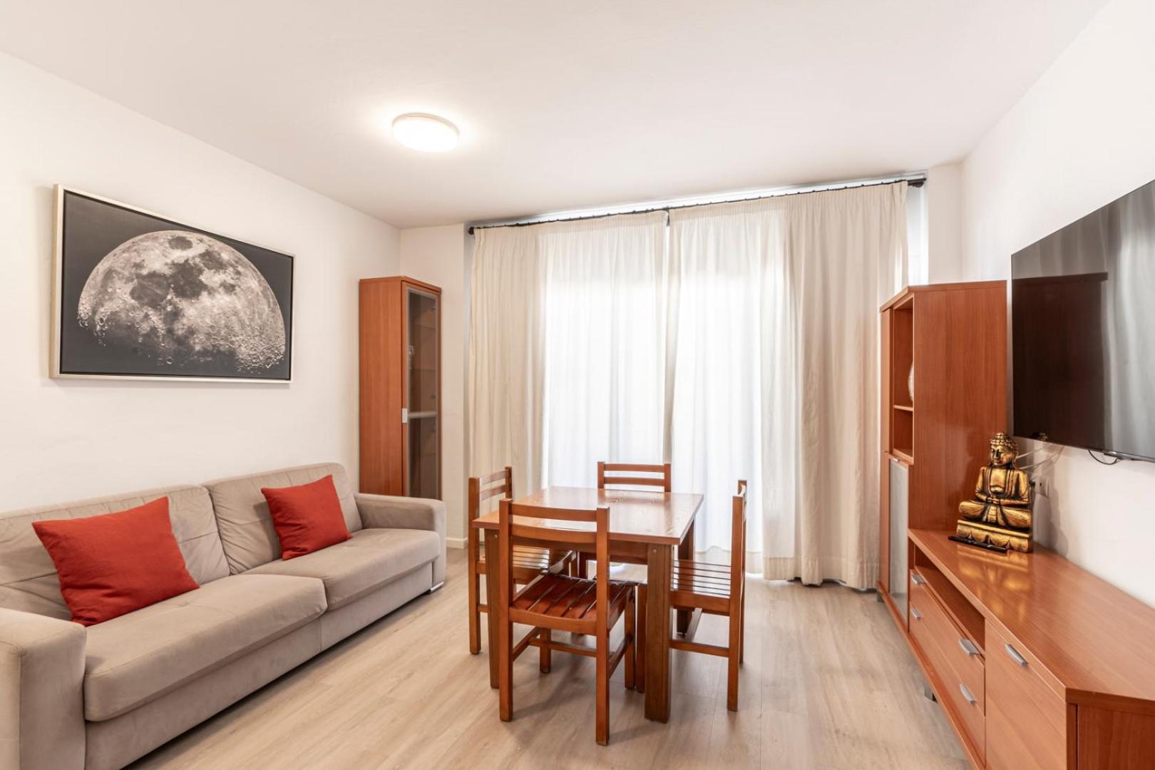 Apartamentos Cel Blau Santa Eularia des Riu Bilik gambar