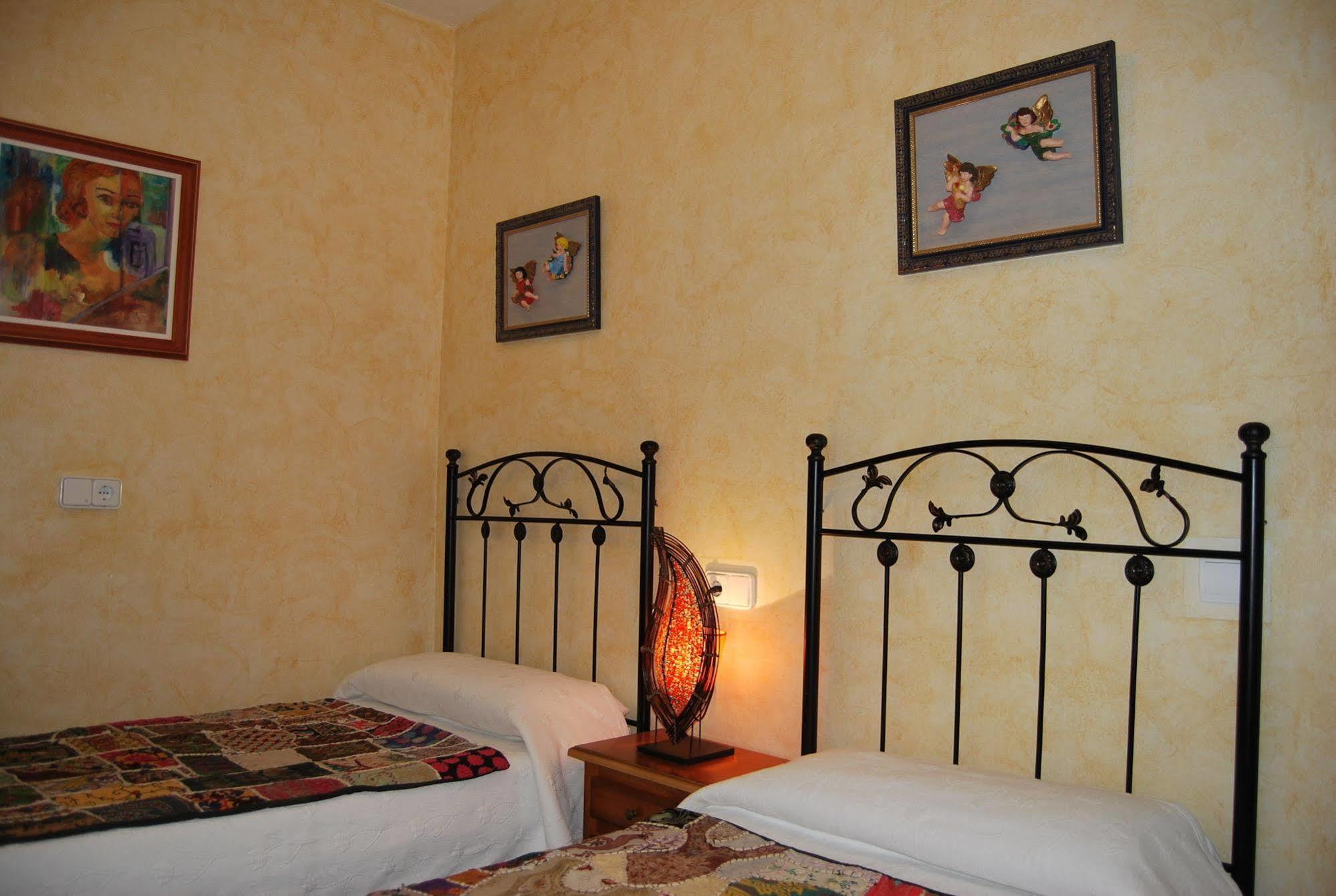 Apartamentos Cel Blau Santa Eularia des Riu Luaran gambar