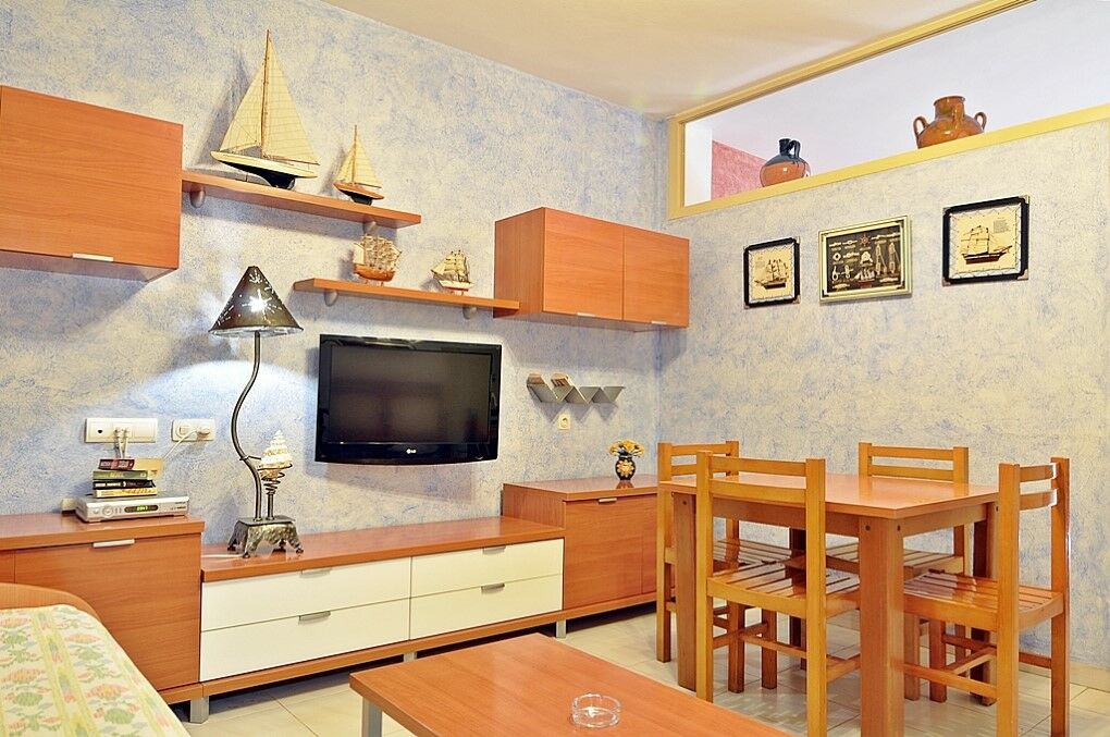 Apartamentos Cel Blau Santa Eularia des Riu Luaran gambar