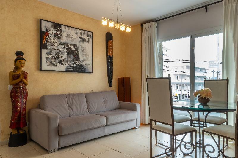 Apartamentos Cel Blau Santa Eularia des Riu Luaran gambar